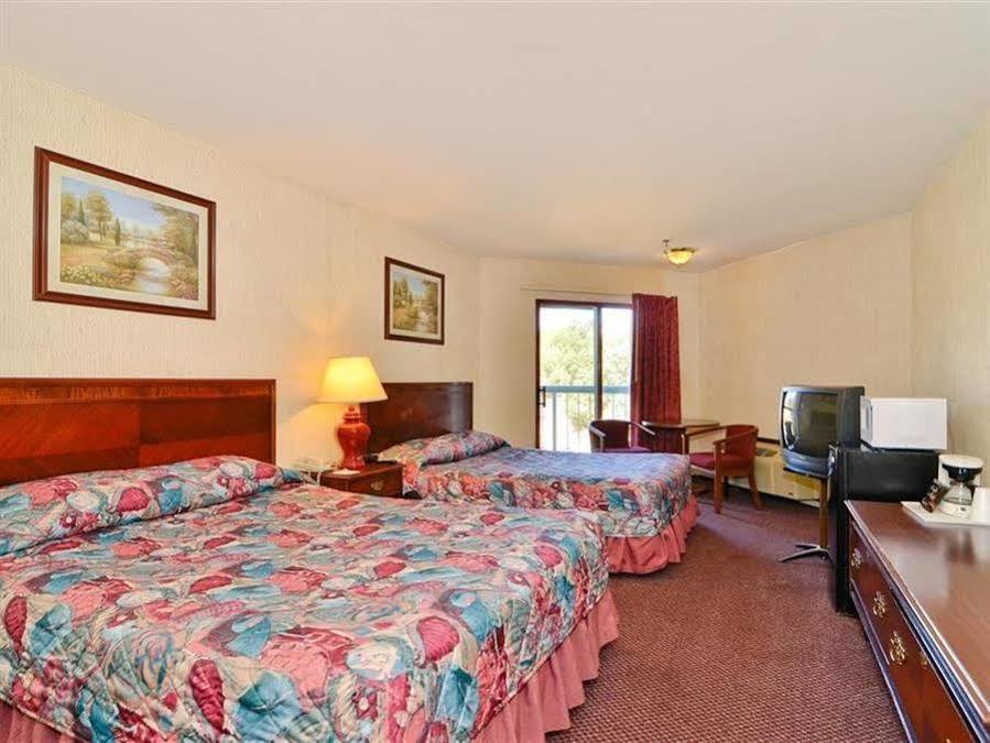 Americas Best Value Inn Novato Marin Sonoma Экстерьер фото