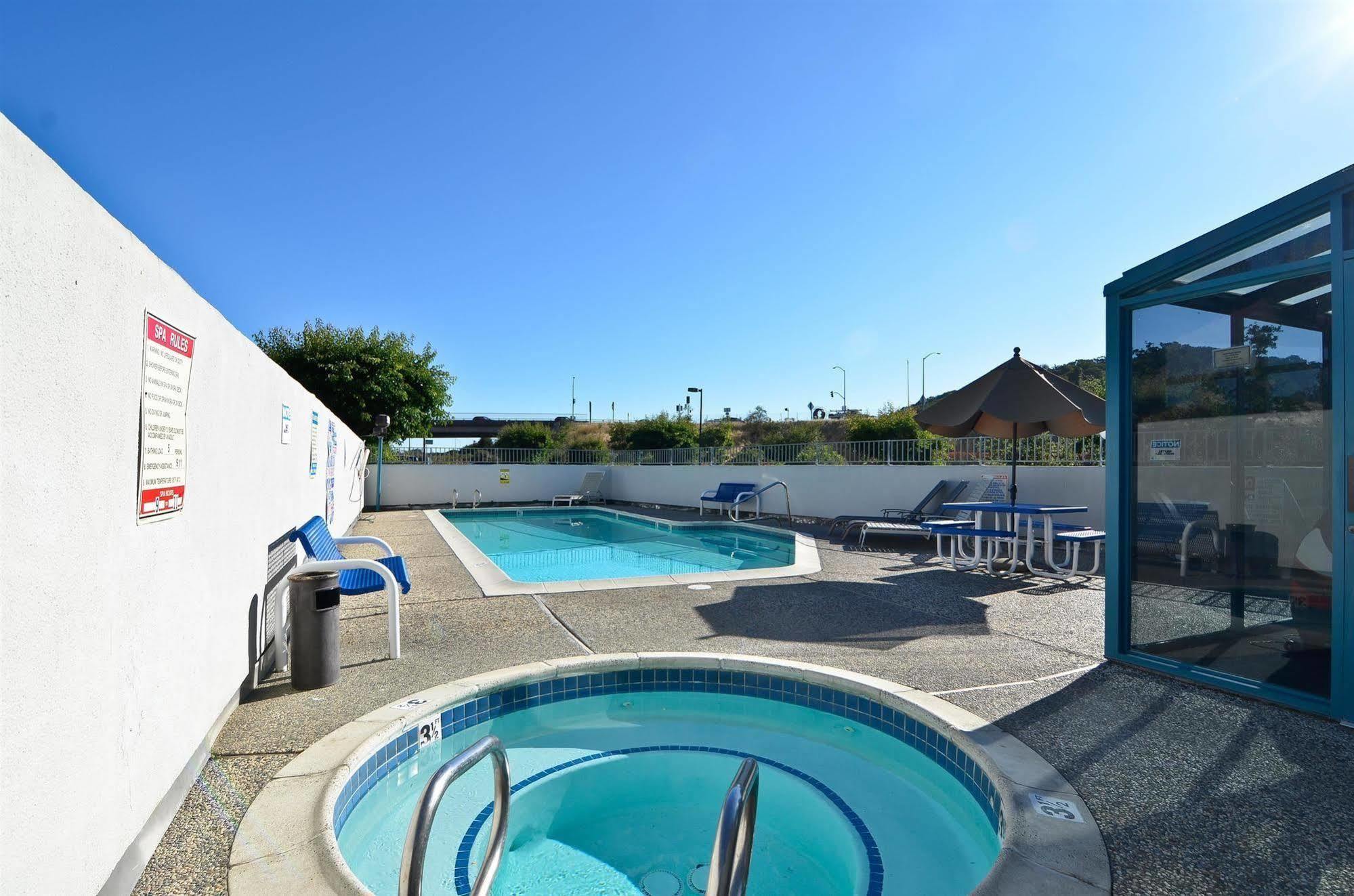 Americas Best Value Inn Novato Marin Sonoma Удобства фото